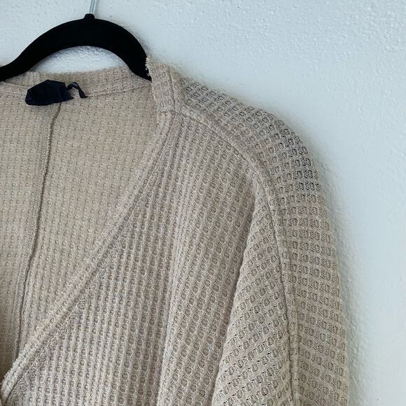 Out From Under Urban Outfitters Oversized Thermal Top Beige Size Small - Picture 5 of 6